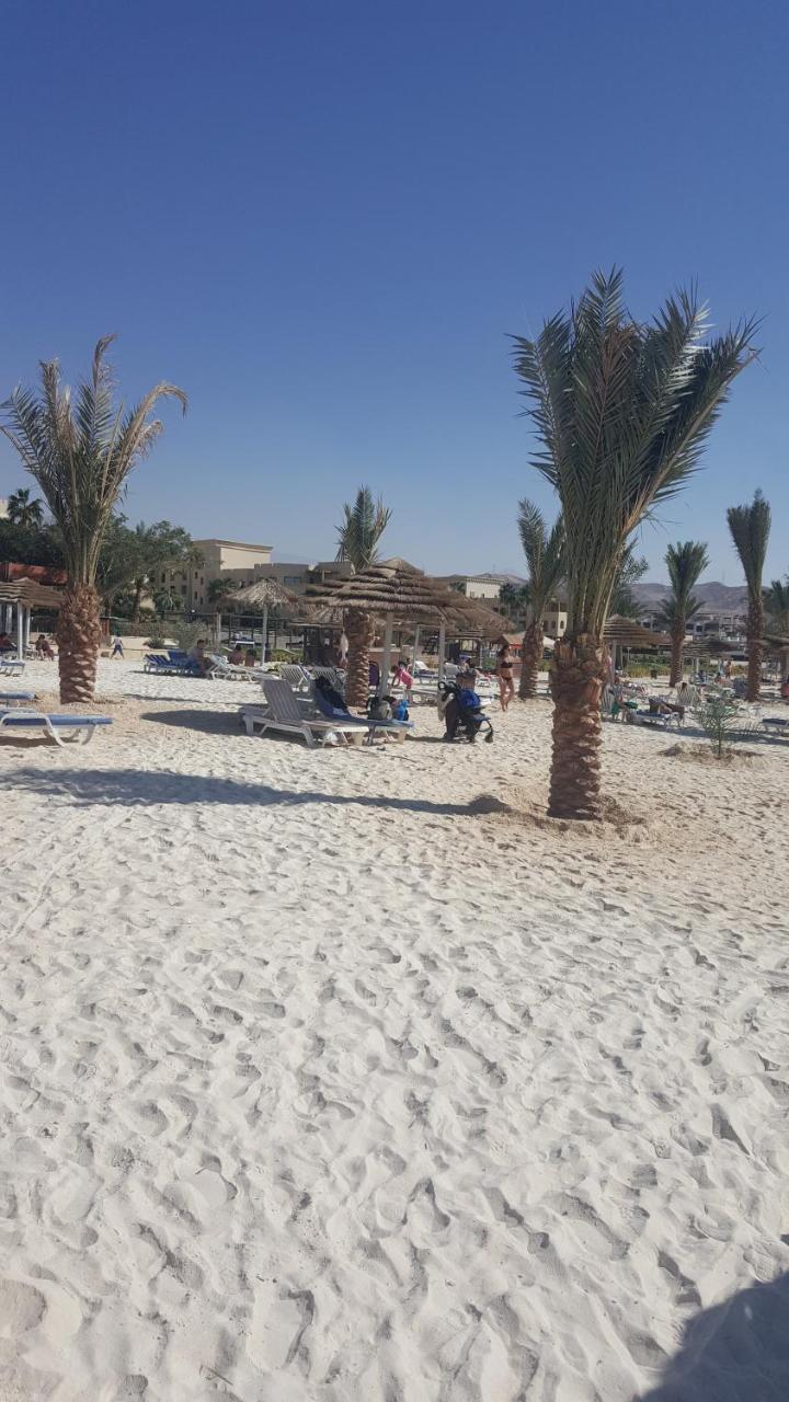 Sea View Apartment At Tala Bay Resort In Aqaba Exterior photo